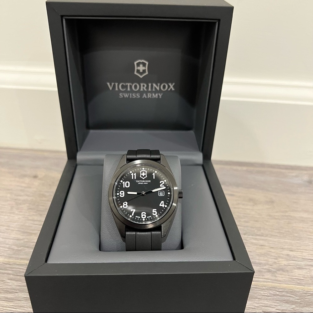 Victorinox Swiss Army Rubber Garrison Watch